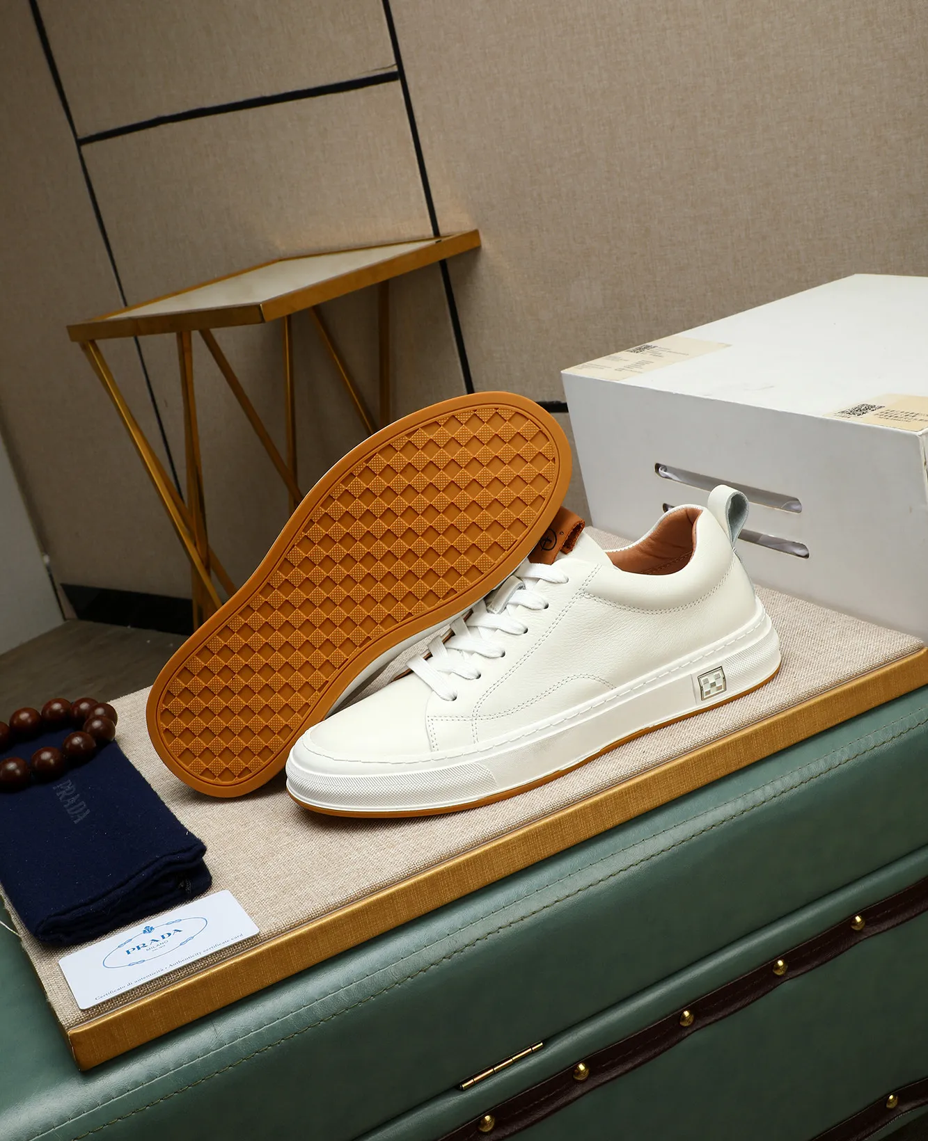 Men's men's shoes 💰420 high-end version. PRADA (Prada) men's casual style, compare the quality at the counter 🧚🏿♂️Imported cowhide fabric 🐎Water-dyed comfortable and soft cowhide lining for feet 🐂Genuine leather outsole with label 🎉 Size 38-44. Can be customized for 45💥🏆